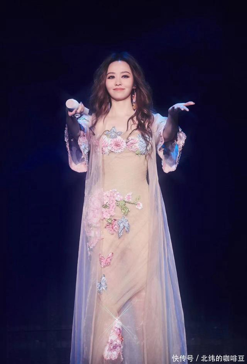 张靓颖终于搞新专了？幽默回应简直笑发财